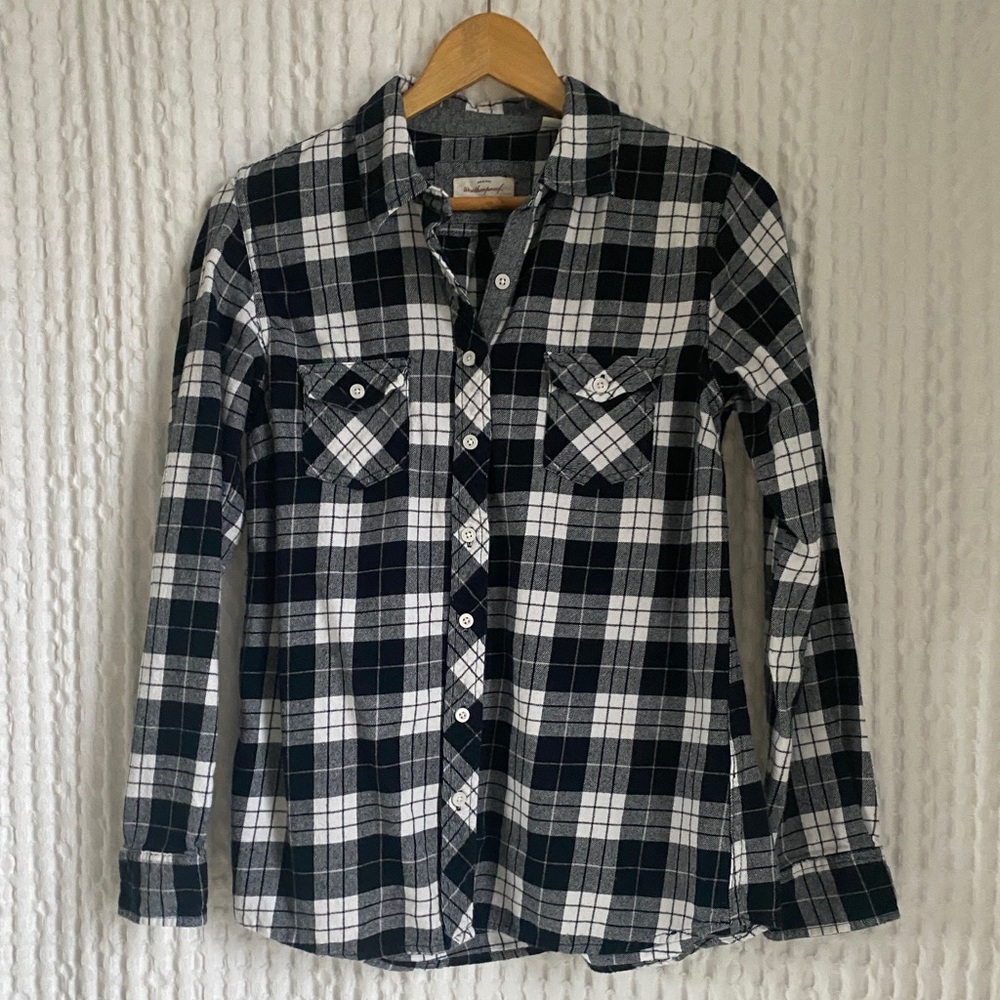 Weatherproof Vintage Black & White Plaid Flannel Long Sleeved Shirt - Size M